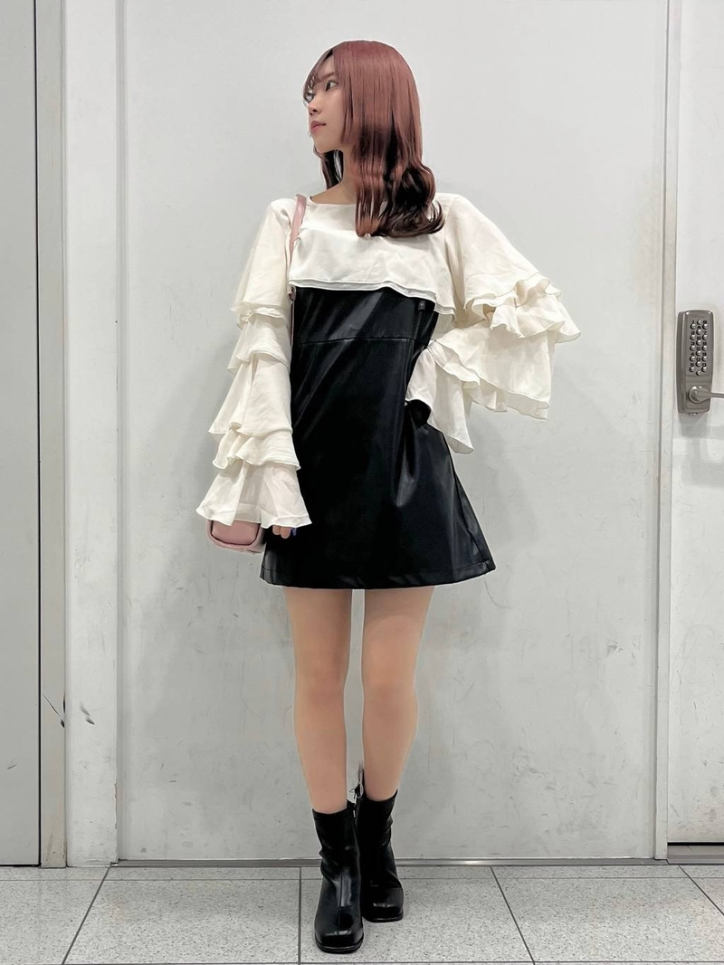 7323342/ヘップファイブ/Heather/159