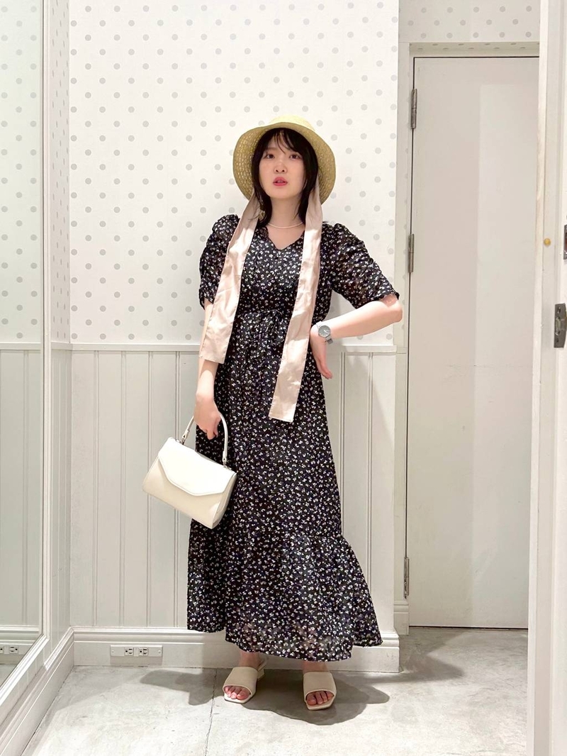 7435073/ヘップファイブ/Heather/161
