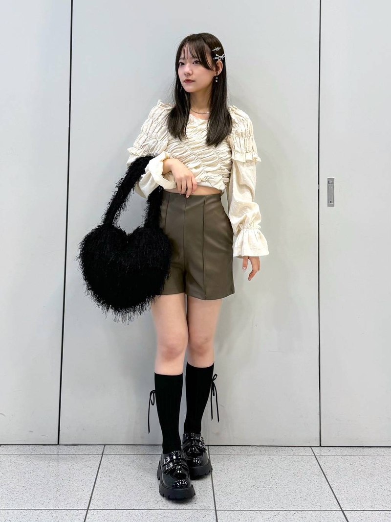 8689762/ヘップファイブ/Heather/157