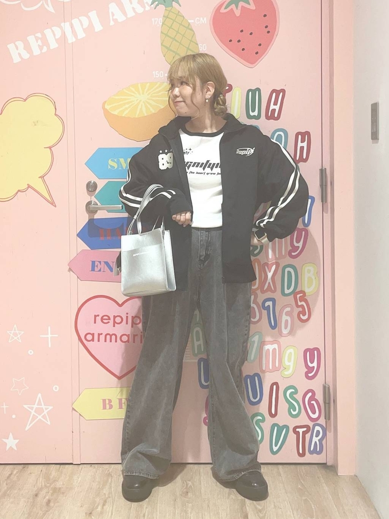 8698698/LAZONA川崎PLAZA/repipi armario/156