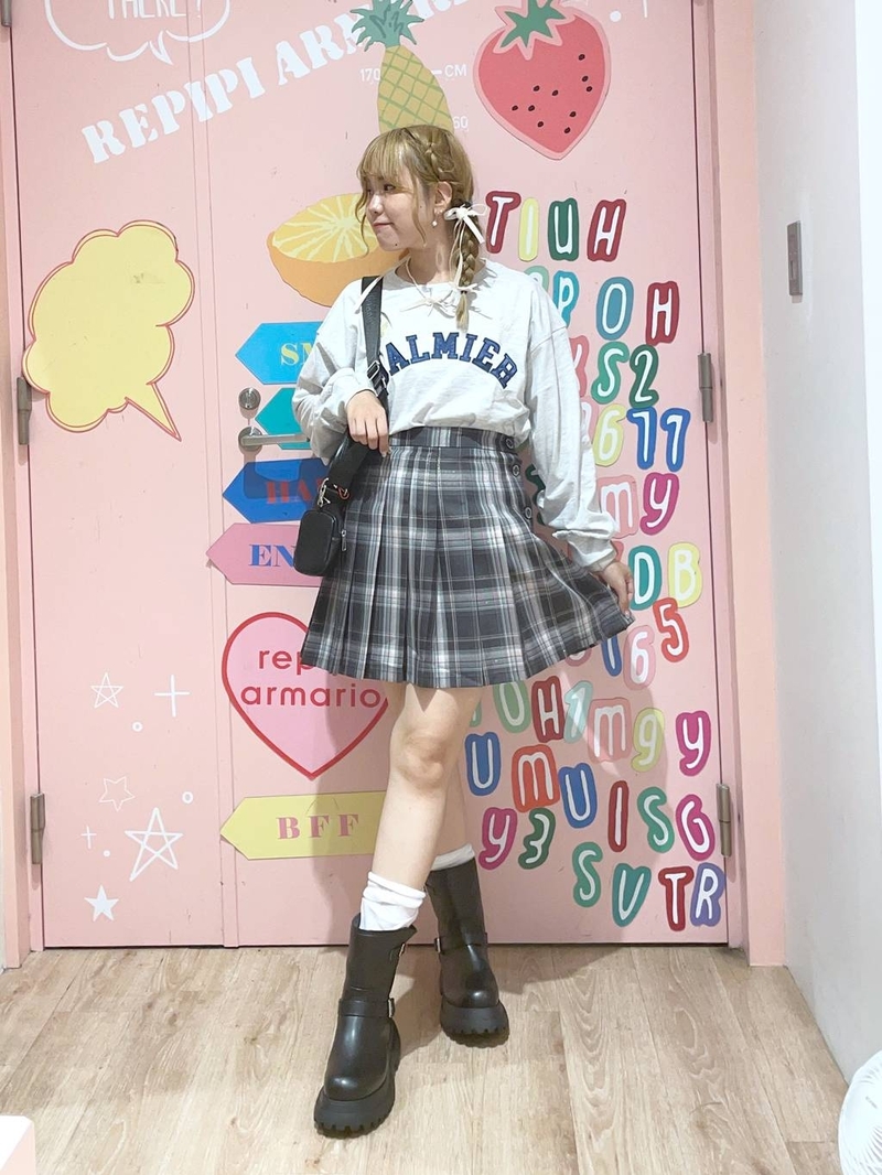 8702809/LAZONA川崎PLAZA/repipi armario/156