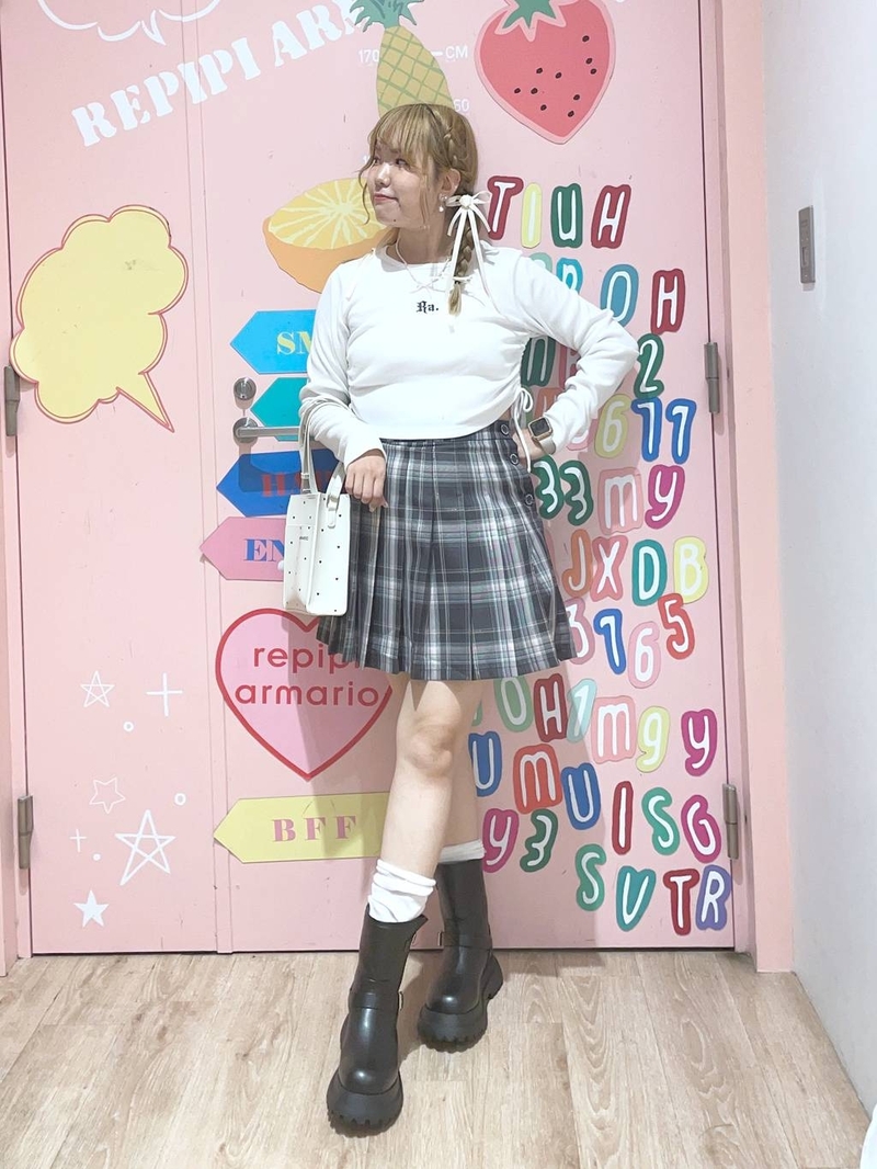 8702810/LAZONA川崎PLAZA/repipi armario/156