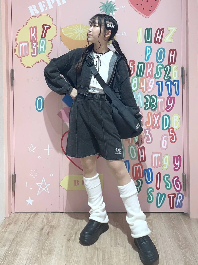 8702423/LAZONA川崎PLAZA/repipi armario/150