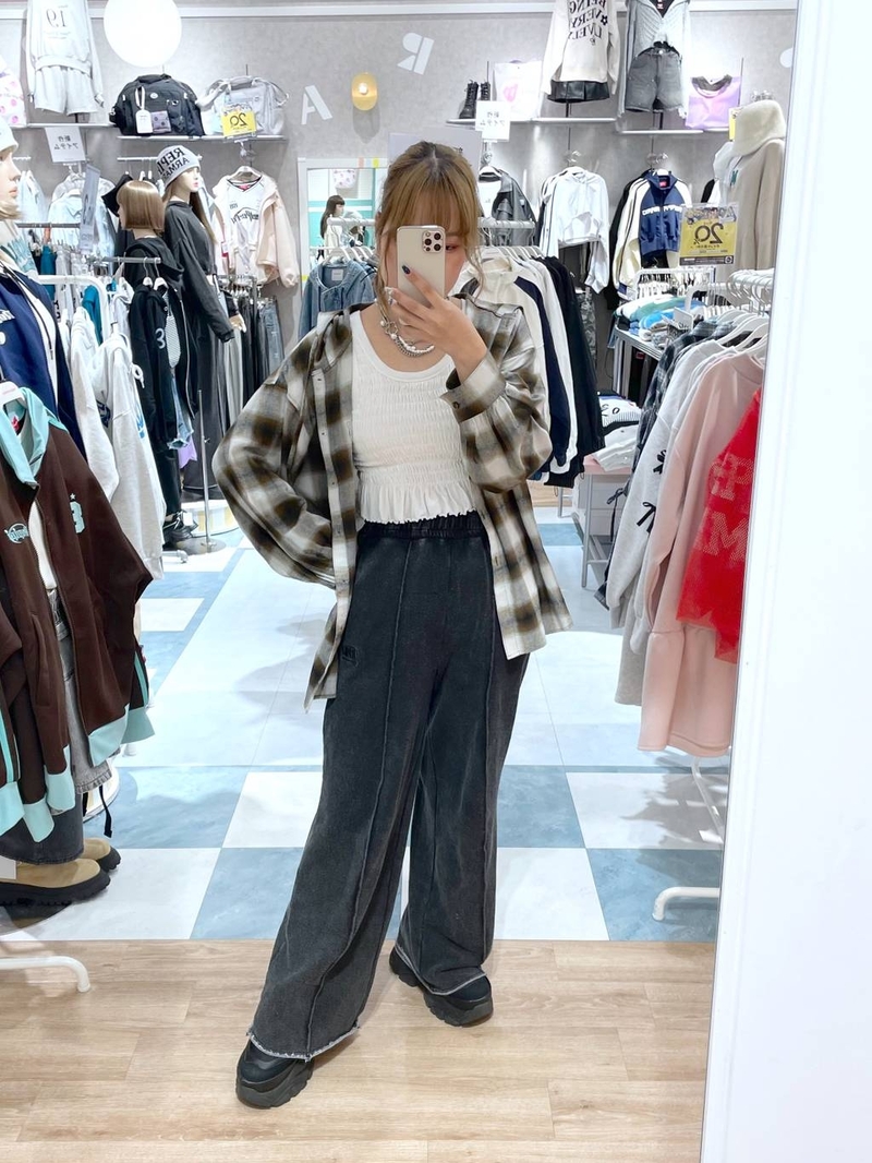 8757042/LAZONA川崎PLAZA/repipi armario/156
