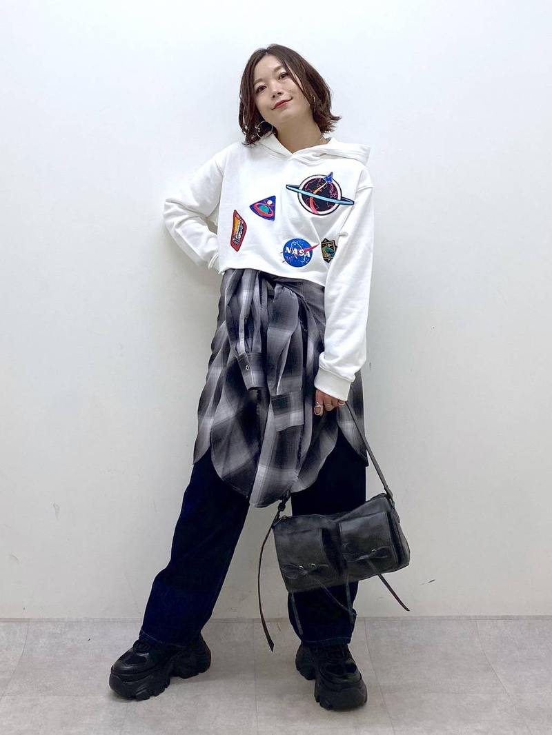 8763044/アミュプラザ長崎/PAGEBOY/154