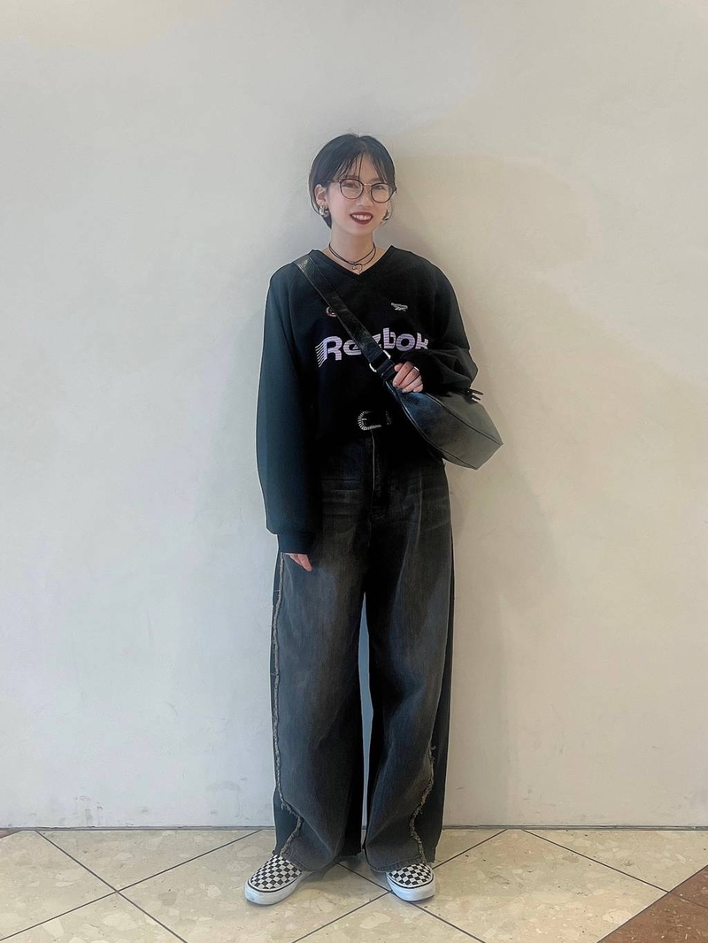 8806969/ヘップファイブ/PAGEBOY/159