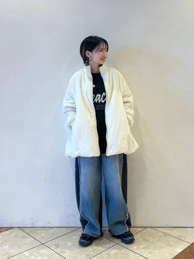 8823128/ヘップファイブ/PAGEBOY/159