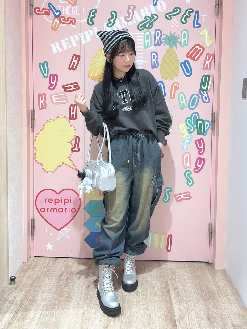 8829493/LAZONA川崎PLAZA/repipi armario/165