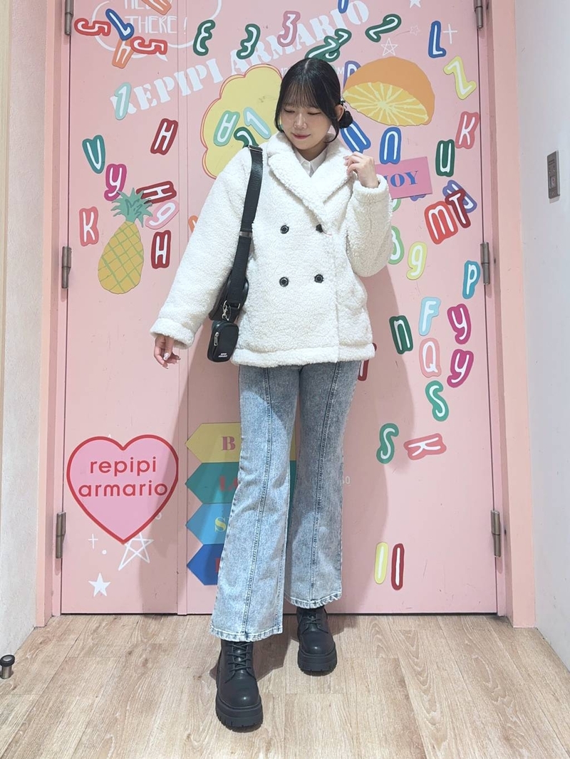8888901/LAZONA川崎PLAZA/repipi armario/165