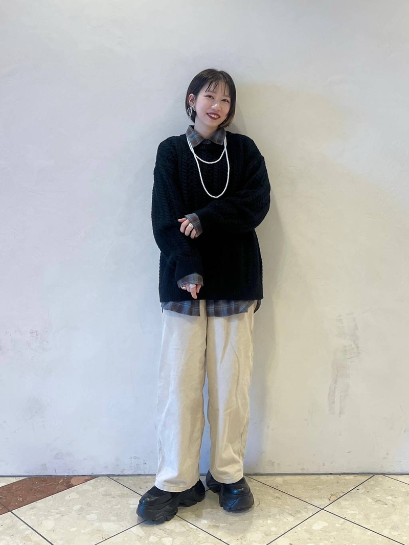 8939977/ヘップファイブ/PAGEBOY/159