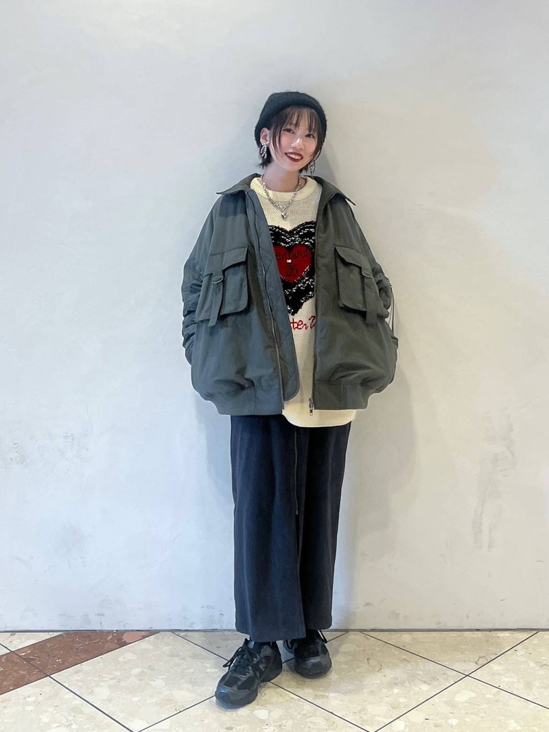 8988229/ヘップファイブ/PAGEBOY/159