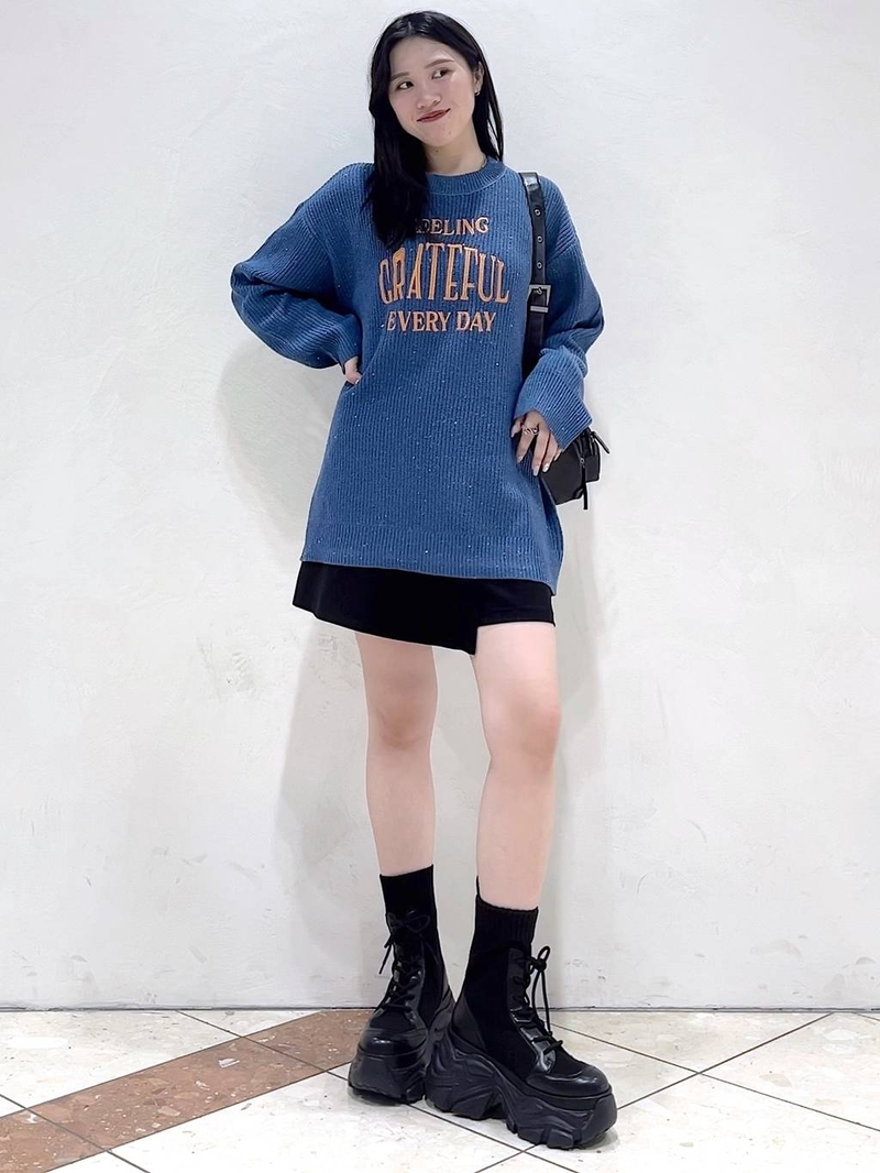 8998664/ヘップファイブ/PAGEBOY/161
