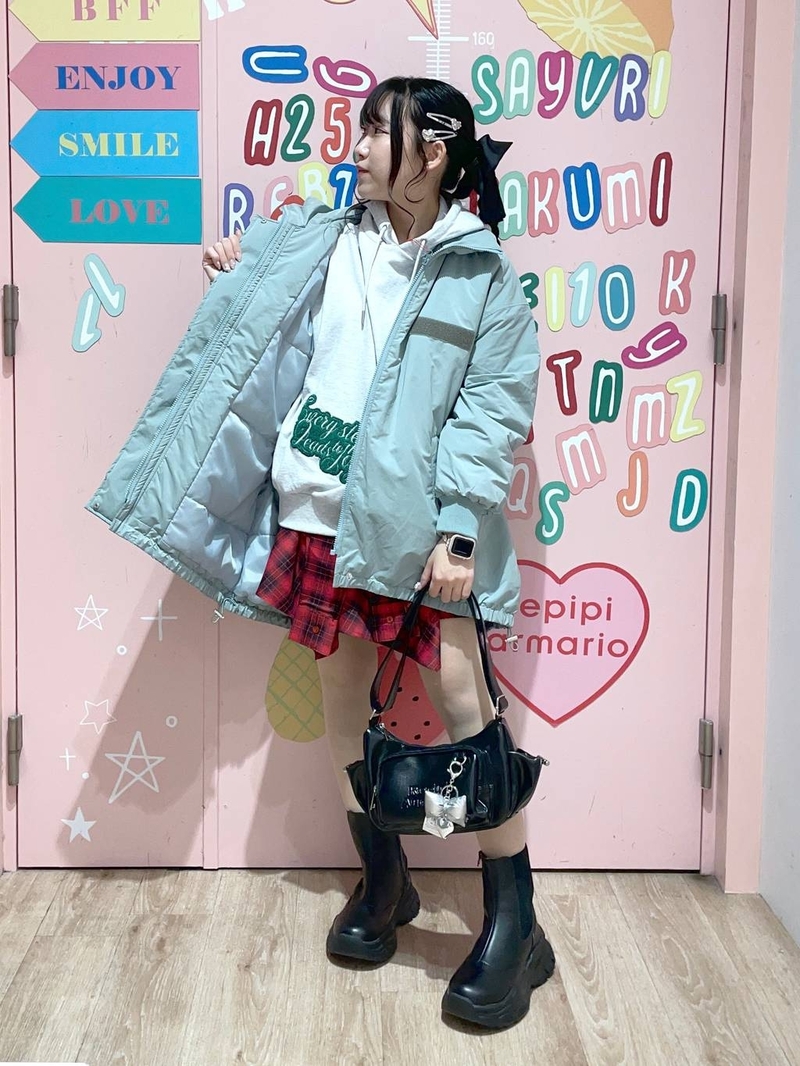 8997378/LAZONA川崎PLAZA/repipi armario/150