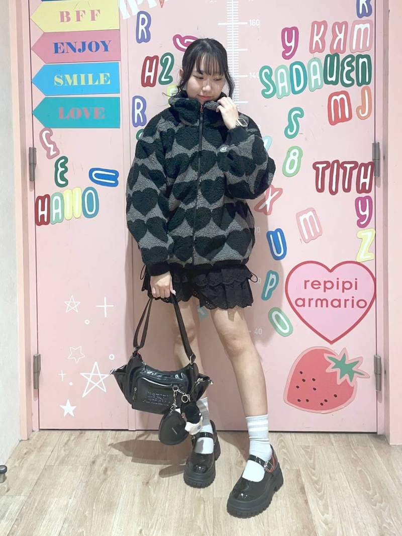 9029924/LAZONA川崎PLAZA/repipi armario/150