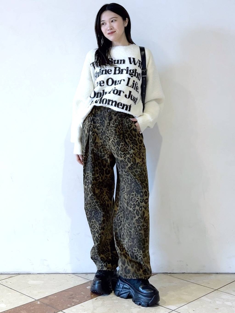 9030912/ヘップファイブ/PAGEBOY/161