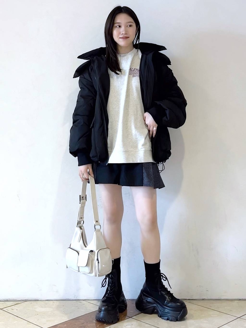 9030959/ヘップファイブ/PAGEBOY/161