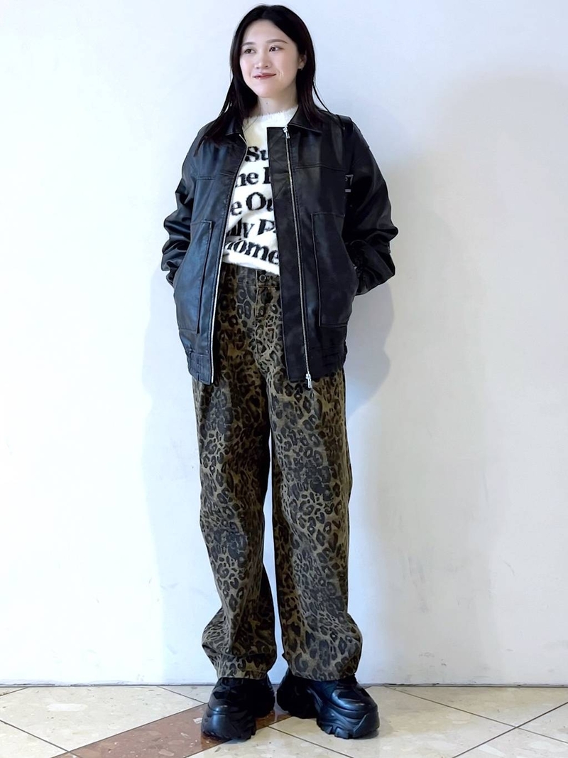 9040024/ヘップファイブ/PAGEBOY/161