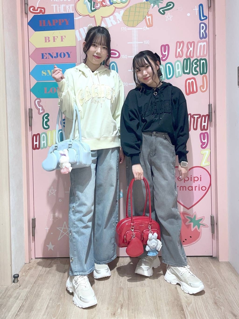 9040751/LAZONA川崎PLAZA/repipi armario/150