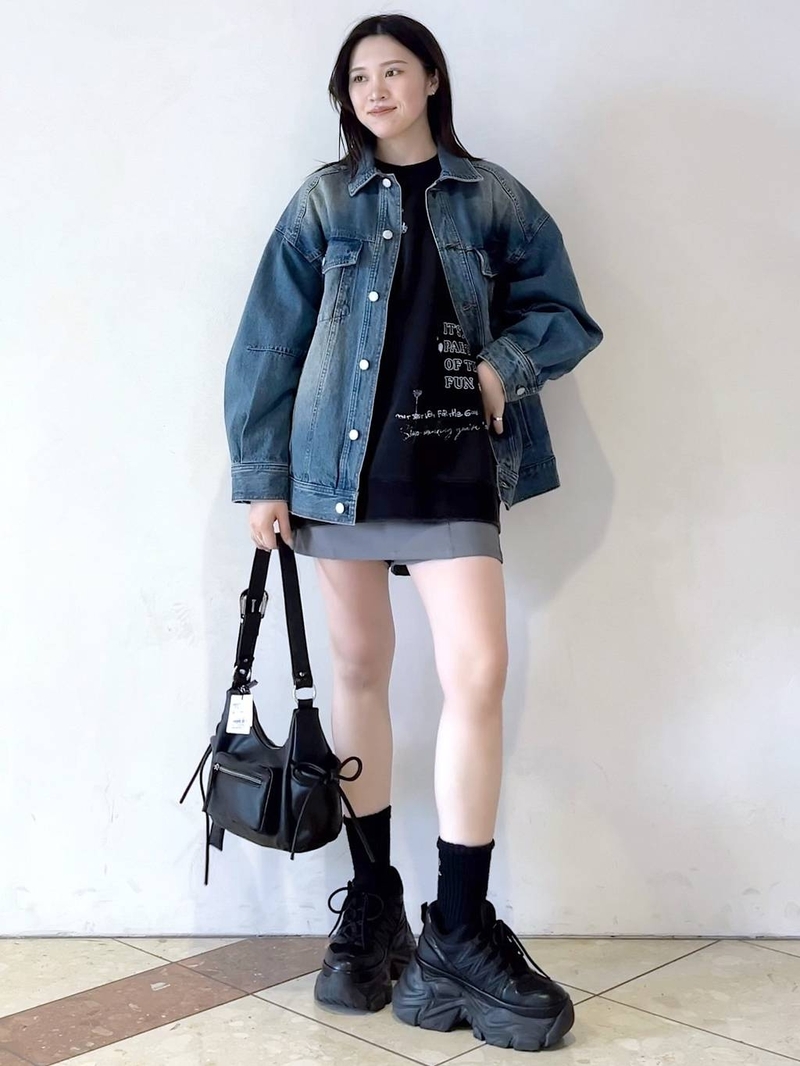9139822/ヘップファイブ/PAGEBOY/161