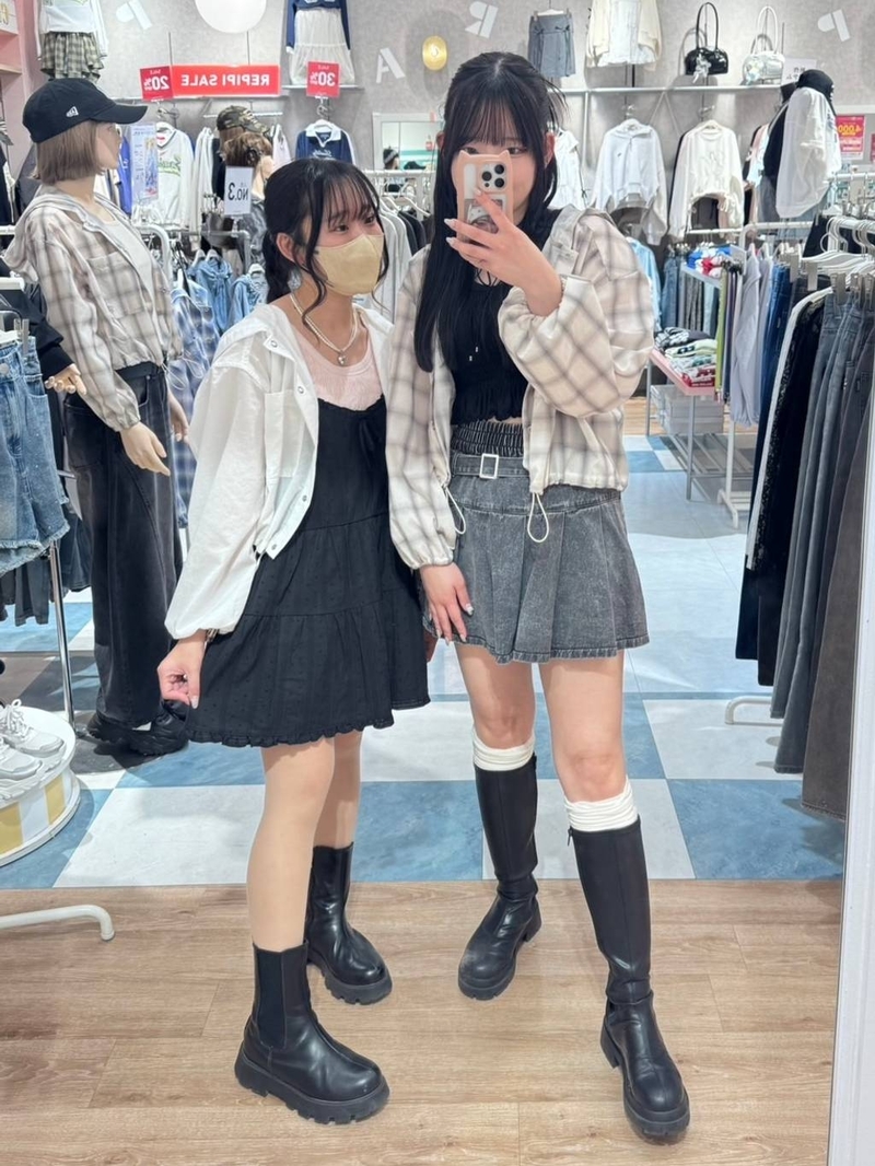 9148561/LAZONA川崎PLAZA/repipi armario/150