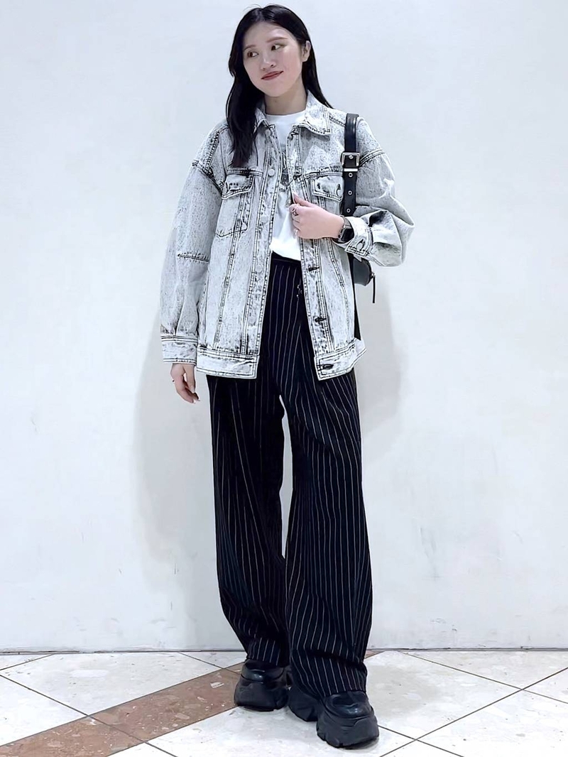 9147983/ヘップファイブ/PAGEBOY/161