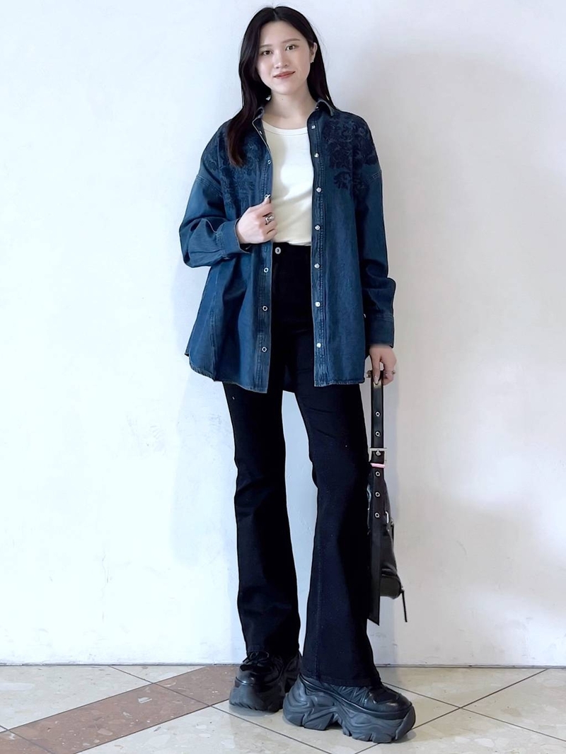 9186815/ヘップファイブ/PAGEBOY/161