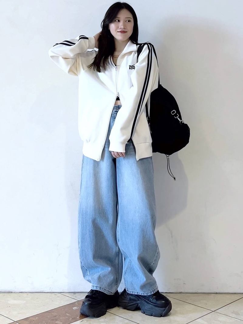 9203874/ヘップファイブ/PAGEBOY/161