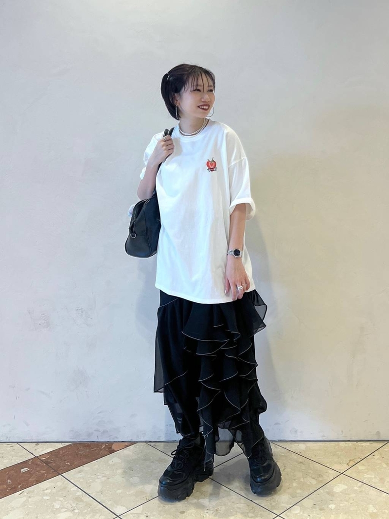 9229572/ヘップファイブ/PAGEBOY/159