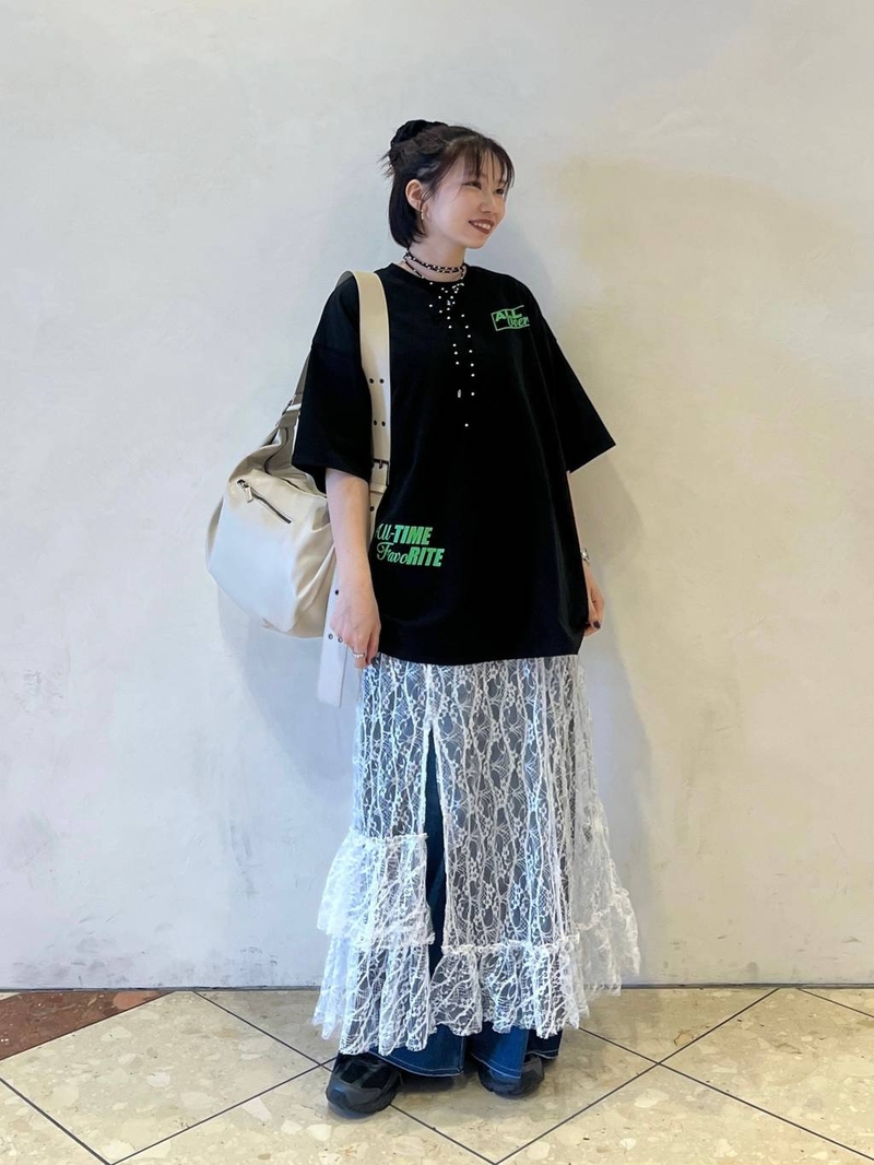 9251523/ヘップファイブ/PAGEBOY/159