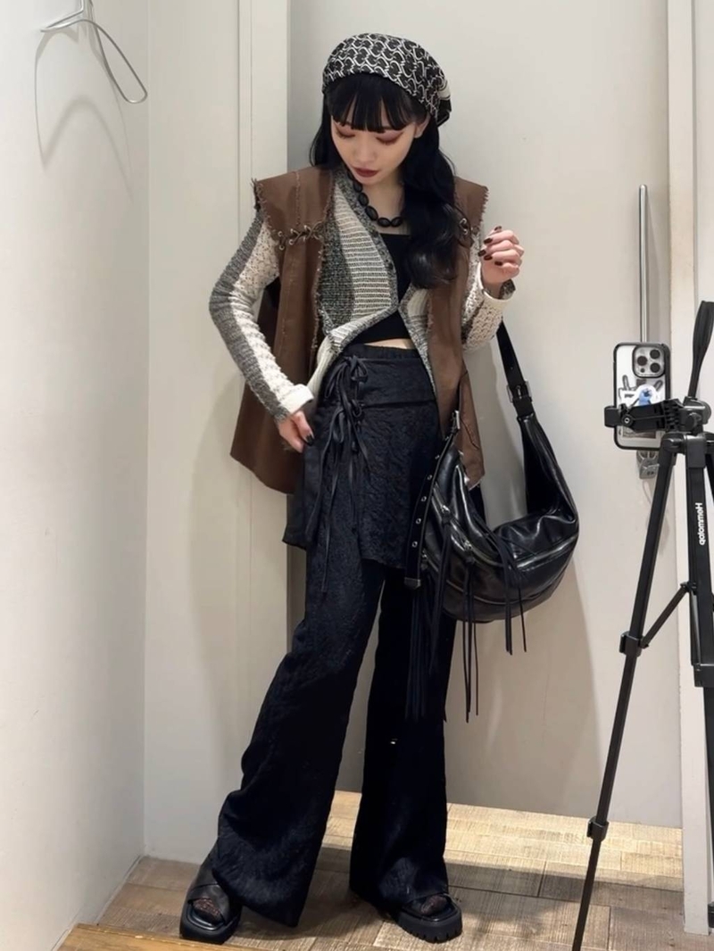 9284660/金沢フォーラス/JEANASIS/157