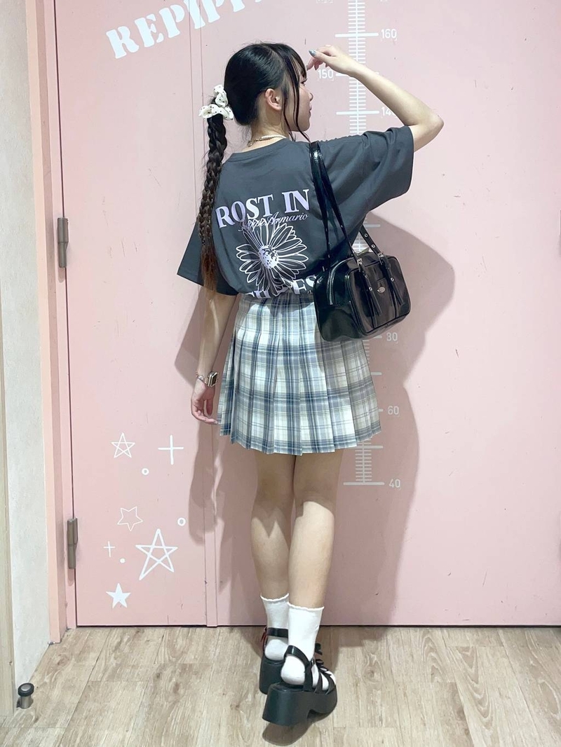9293909/LAZONA川崎PLAZA/repipi armario/150