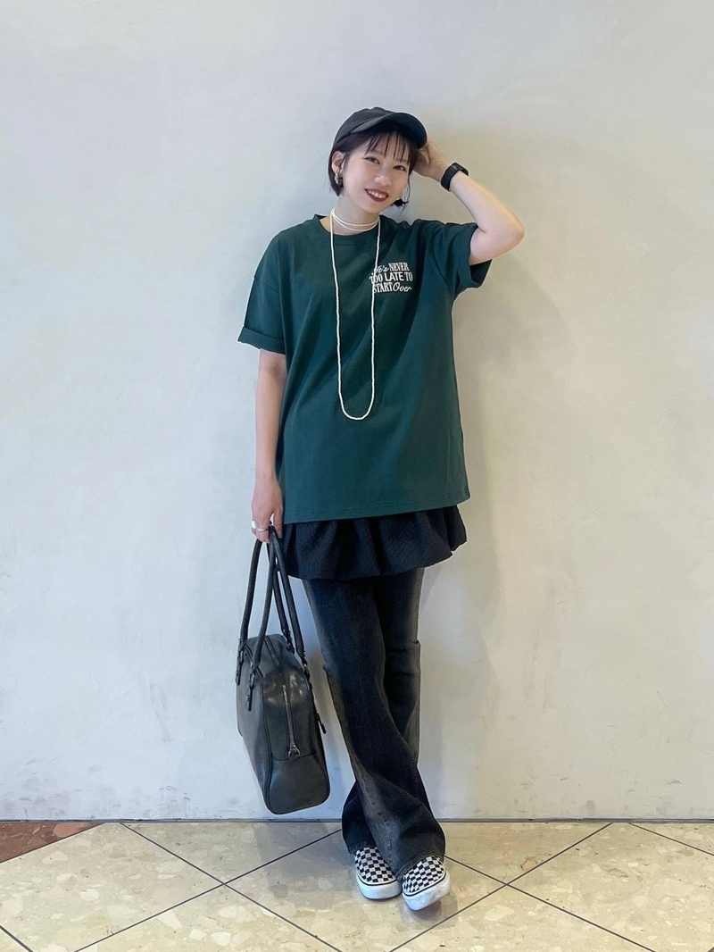 9377951/ヘップファイブ/PAGEBOY/159
