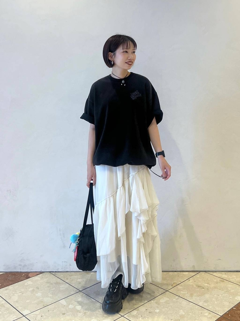 9381826/ヘップファイブ/PAGEBOY/159