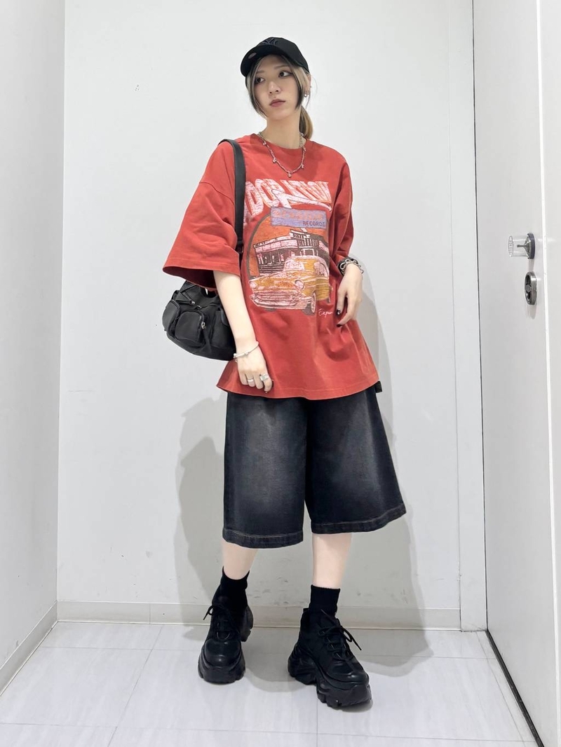 9389547/ヘップファイブ/PAGEBOY/163