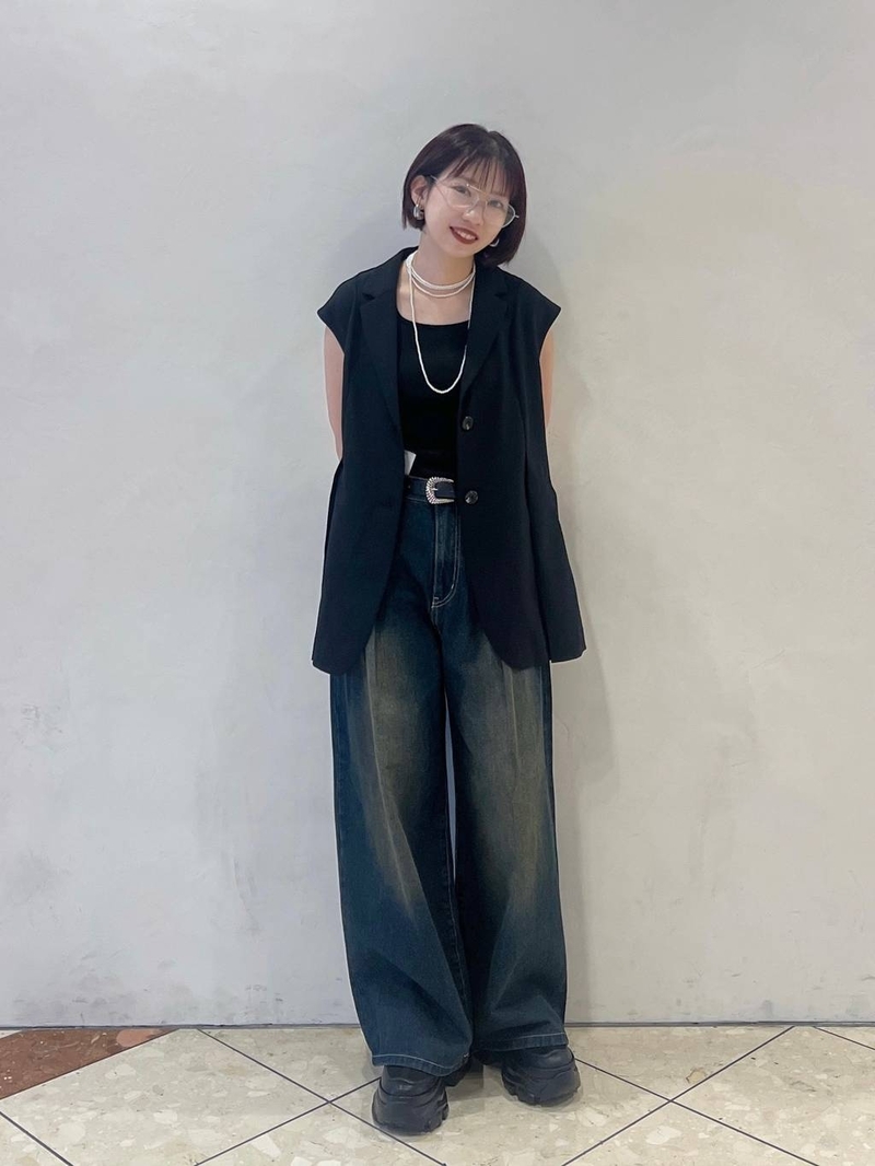 9394403/ヘップファイブ/PAGEBOY/159