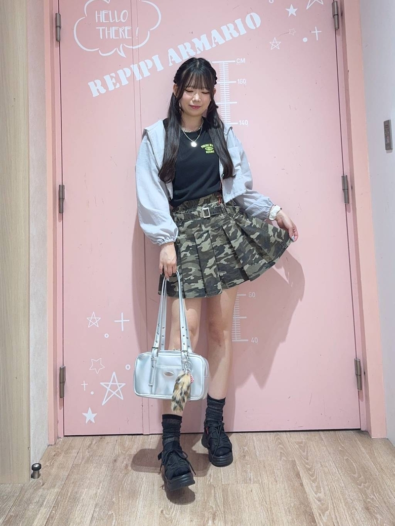 9427472/LAZONA川崎PLAZA/repipi armario/165