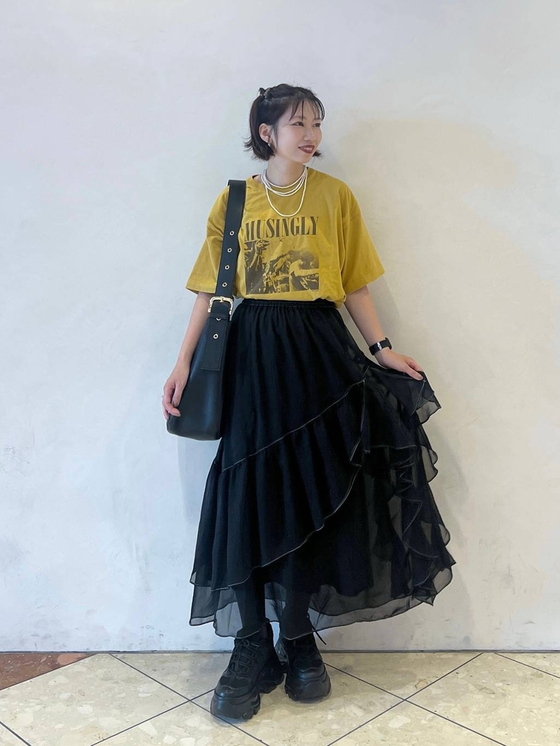 9437287/ヘップファイブ/PAGEBOY/159
