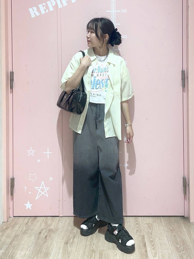 9439670/LAZONA川崎PLAZA/repipi armario/150