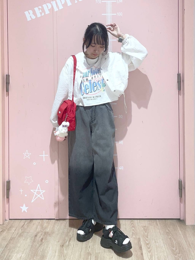 9439655/LAZONA川崎PLAZA/repipi armario/150