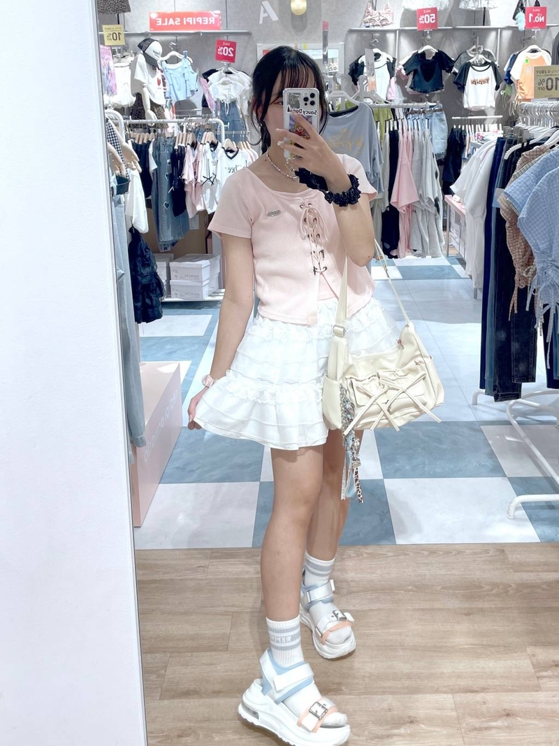 9494716/LAZONA川崎PLAZA/repipi armario/150