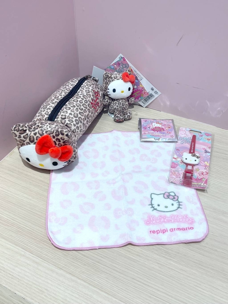 9499126/LAZONA川崎PLAZA/repipi armario/156