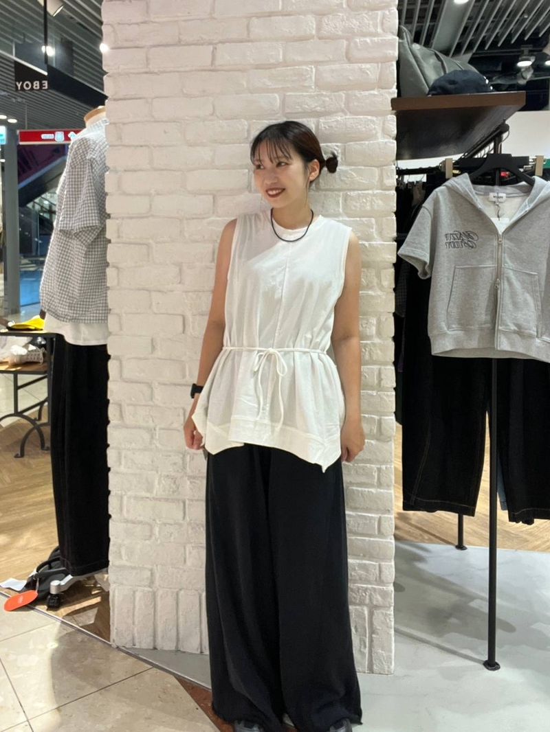 9517645/ヘップファイブ/PAGEBOY/159