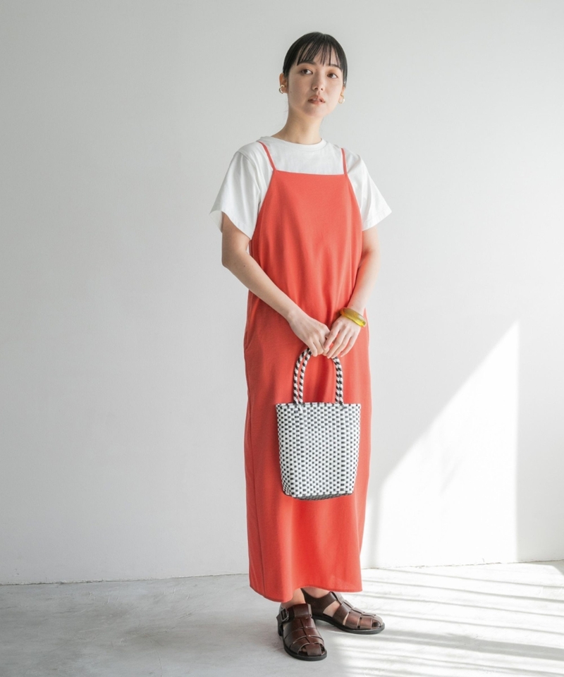 方領吊帶連身裙(18色新入荷)