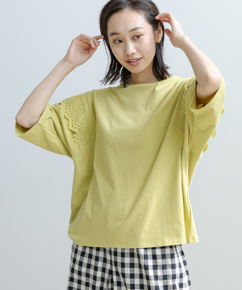 蕾絲褶邊T-shirt
