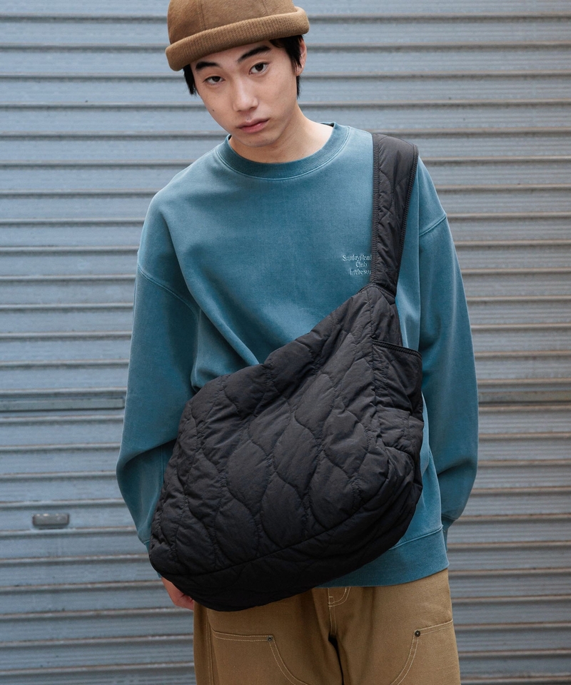 LARGE拼接縫絎肩帶袋