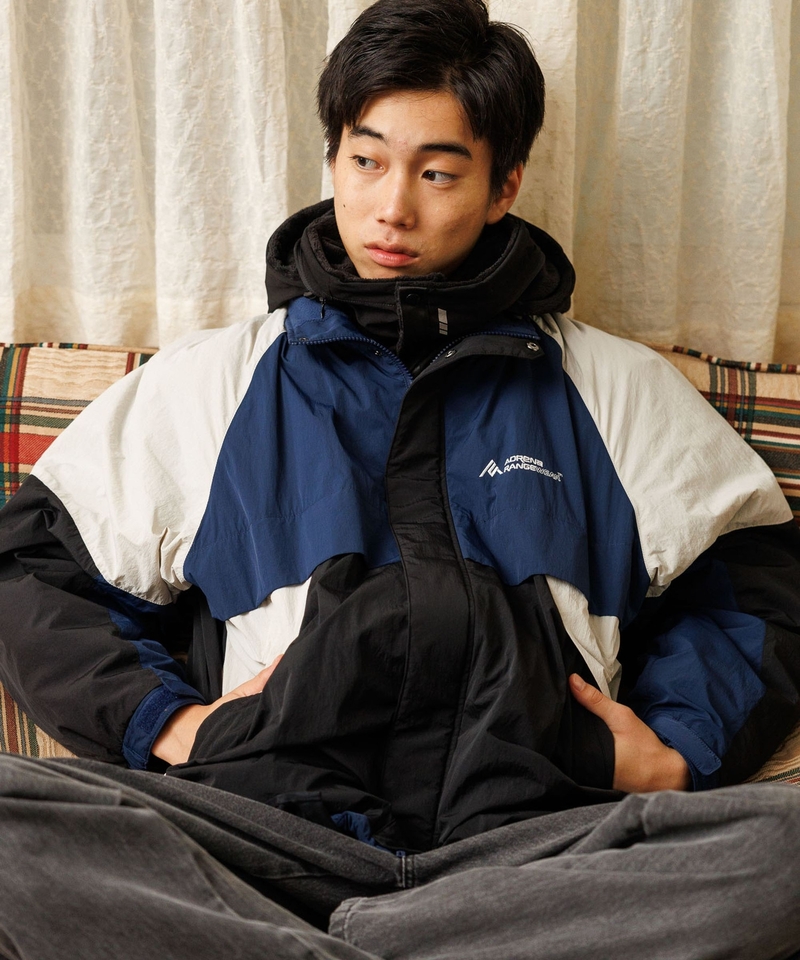 運動風立領尼龍夾克