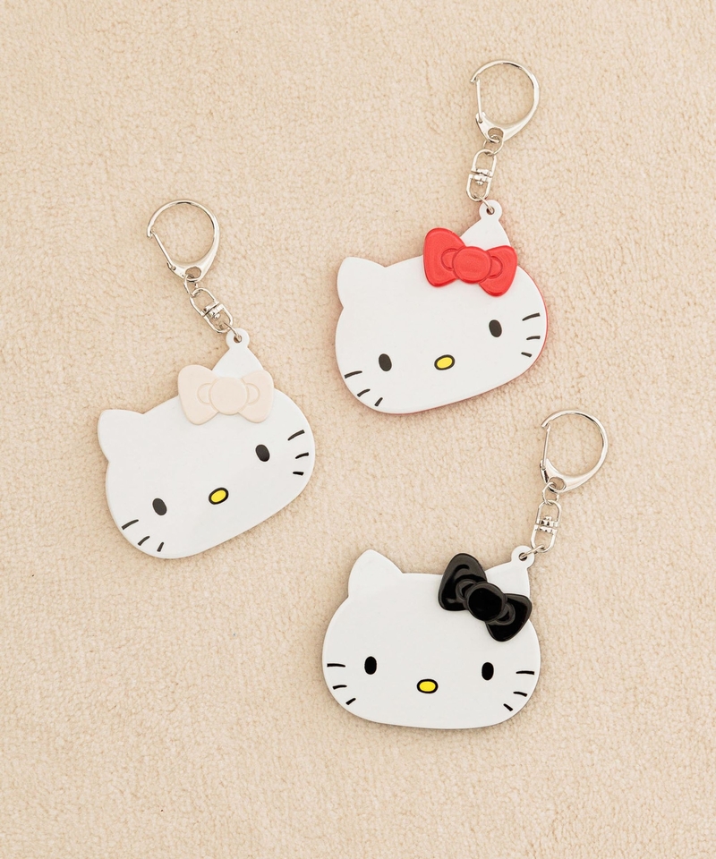 【Me% x HELLO KITTY】迷你化妝鏡掛飾
