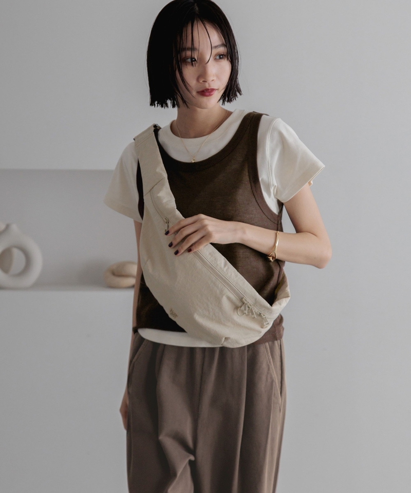 LF Logo斜揹袋