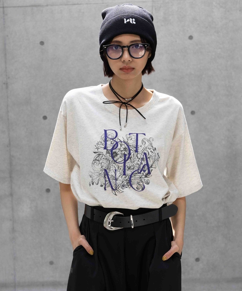刺繡草本植物圖案T恤